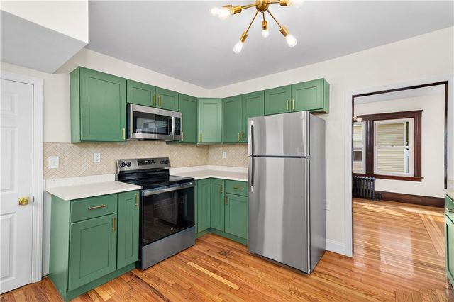 20 E Barrows Street, Cumberland, RI 02864