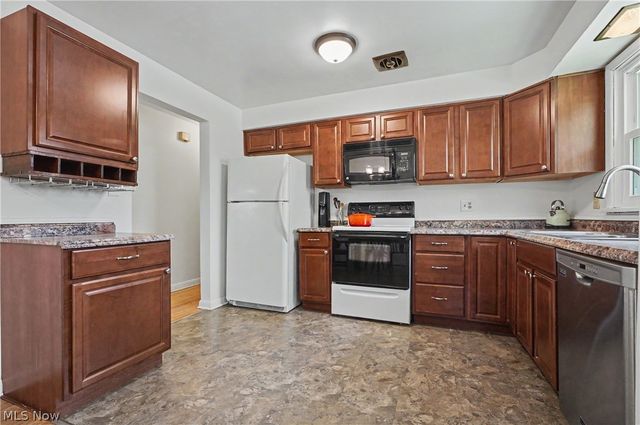 1038 Elno Avenue, Kent, OH 44240