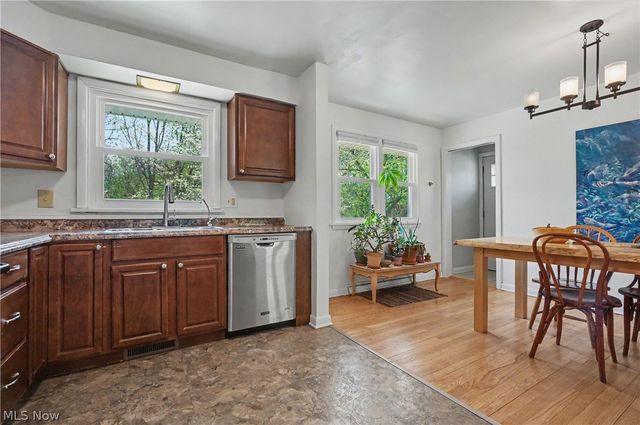1038 Elno Avenue, Kent, OH 44240