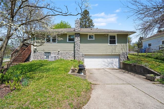 1038 Elno Avenue, Kent, OH 44240