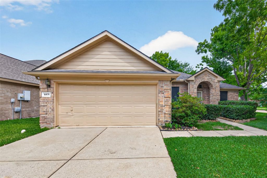 16831 Dunbar Grove Court, Sugar Land, TX 77498