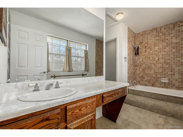 2191 S Victor St D, Aurora, CO 80014