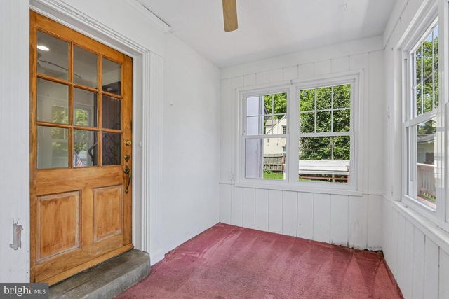 647 PINNEY RD, Huntingdon Valley, PA 19006