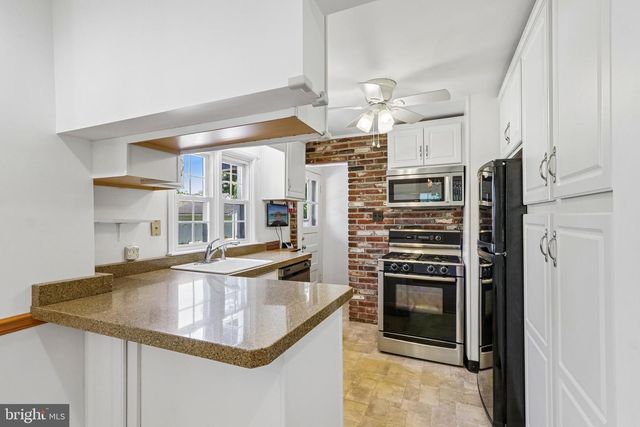 647 PINNEY RD, Huntingdon Valley, PA 19006