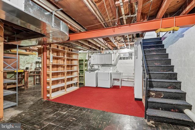 647 PINNEY RD, Huntingdon Valley, PA 19006