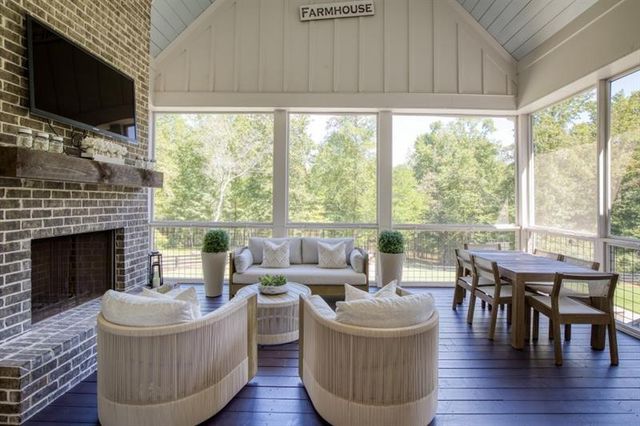 13235 SE Arnold Mill Road, Roswell, GA 30075