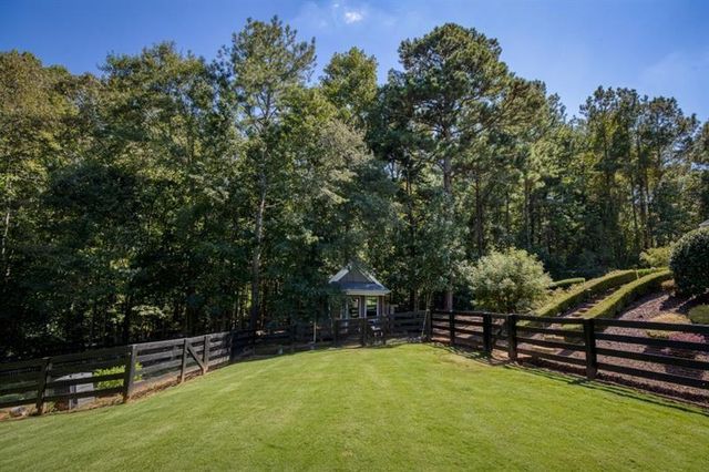 13235 SE Arnold Mill Road, Roswell, GA 30075