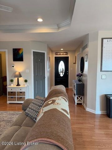 7214 Hassock Dr, Louisville, KY 40258