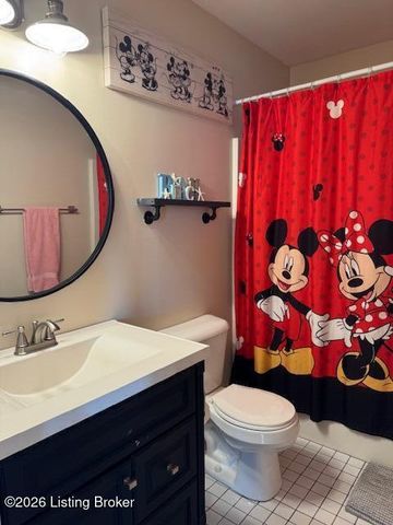 7214 Hassock Dr, Louisville, KY 40258