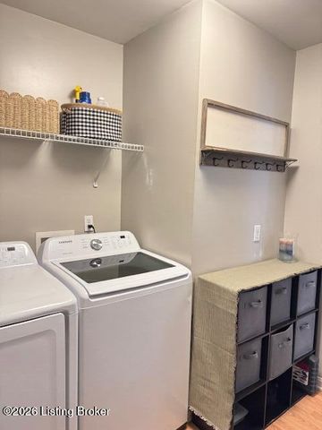 7214 Hassock Dr, Louisville, KY 40258