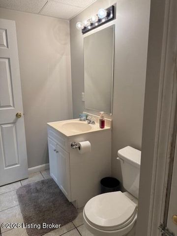 7214 Hassock Dr, Louisville, KY 40258