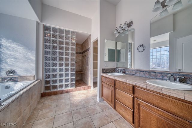 6821 Southgate Street, Pahrump, NV 89061