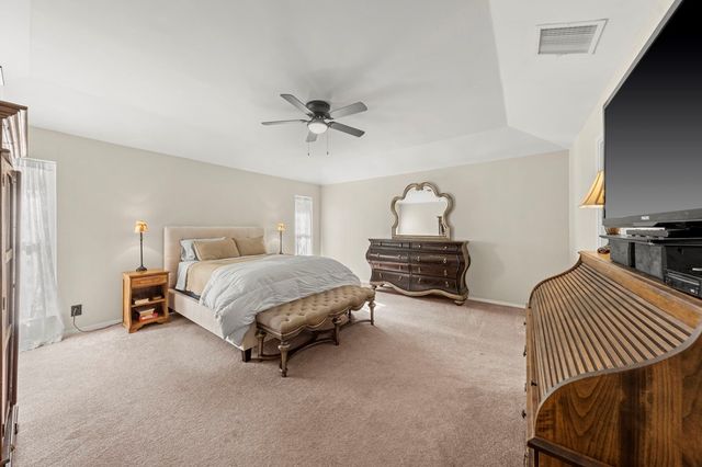 307 Erin Dr, Kerrville, TX 78028