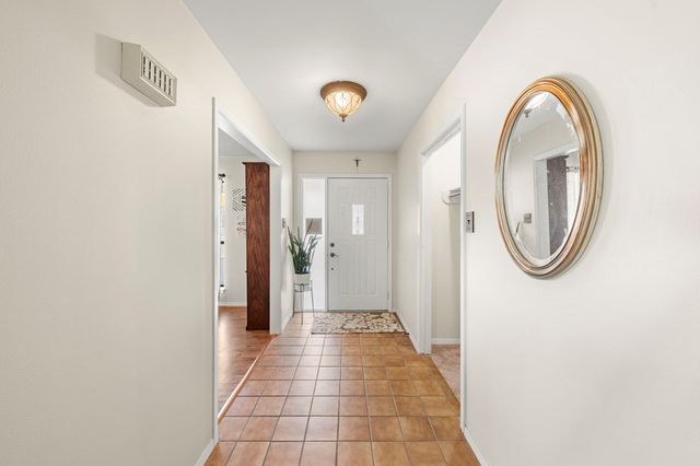 307 Erin Dr, Kerrville, TX 78028