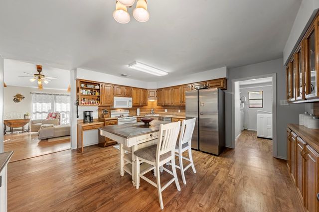 307 Erin Dr, Kerrville, TX 78028