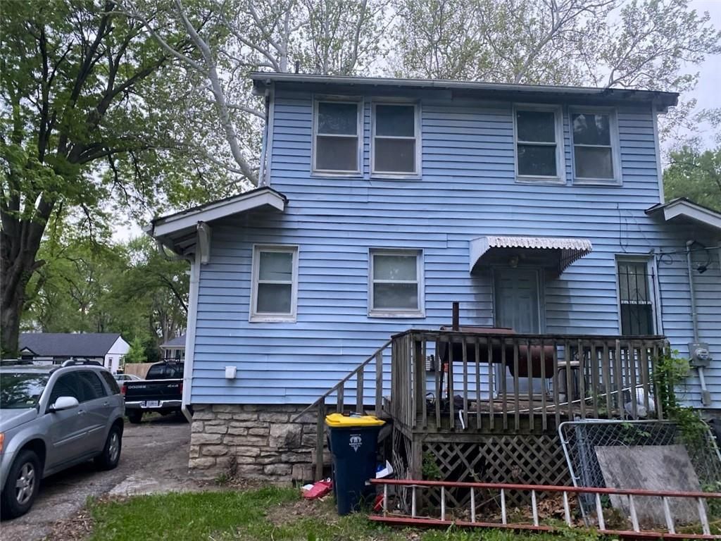 6727 Agnes Avenue, Kansas City, MO 64132