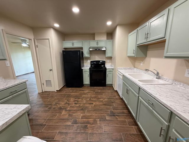 113 Whitney Avenue NE, Huntsville, AL 35811