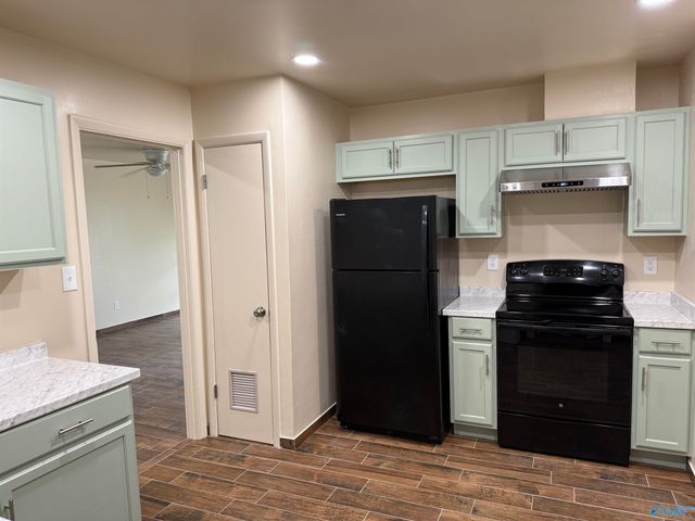 113 Whitney Avenue NE, Huntsville, AL 35811