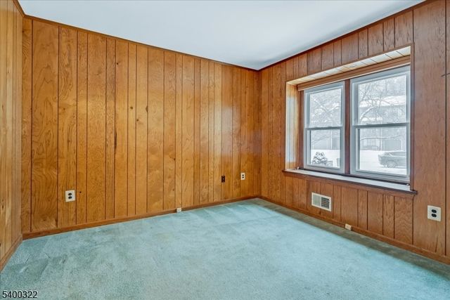 38 Goldfinch Dr, Allamuchy Twp., NJ 07840