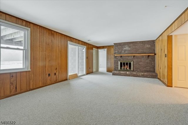 38 Goldfinch Dr, Allamuchy Twp., NJ 07840