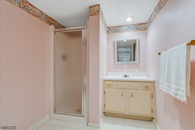 38 Goldfinch Dr, Allamuchy Twp., NJ 07840