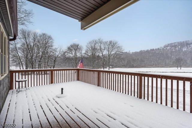 38 Goldfinch Dr, Allamuchy Twp., NJ 07840