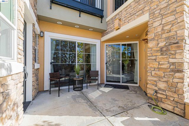 3489 Capoterra Way, Dublin, CA 94568