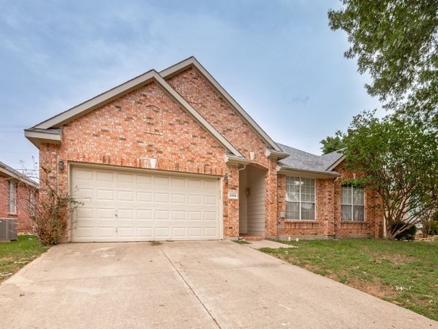 2806 Cheshire Way, Grand Prairie, TX 75052