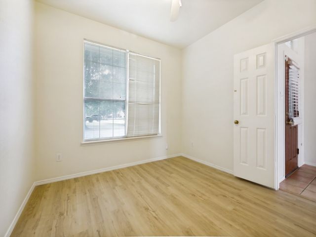 2806 Cheshire Way, Grand Prairie, TX 75052