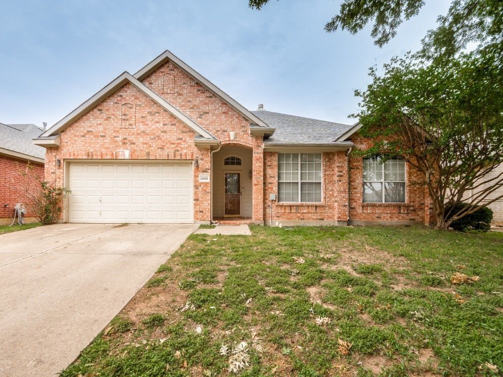 2806 Cheshire Way, Grand Prairie, TX 75052