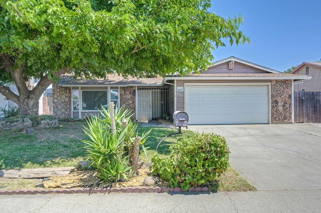8267 Fieldpoppy Cir, Sacramento, CA 95828