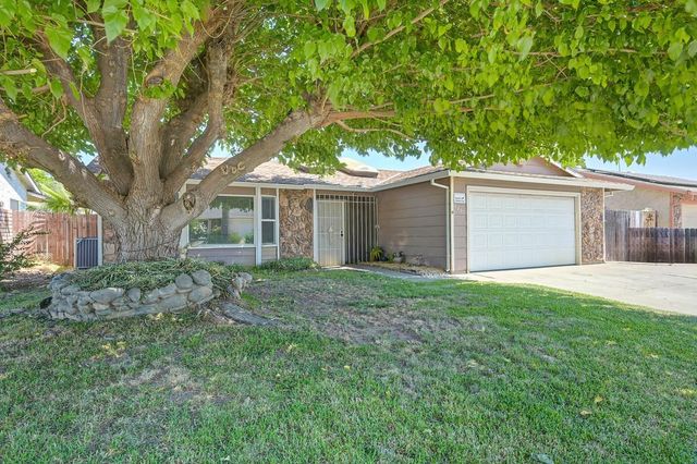 8267 Fieldpoppy Cir, Sacramento, CA 95828