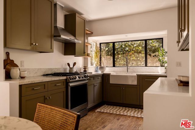 1015 Milwaukee Avenue, Los Angeles, CA 90042
