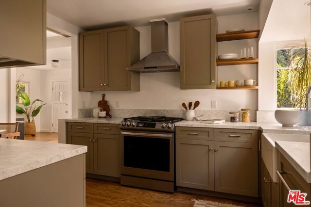 1015 Milwaukee Avenue, Los Angeles, CA 90042