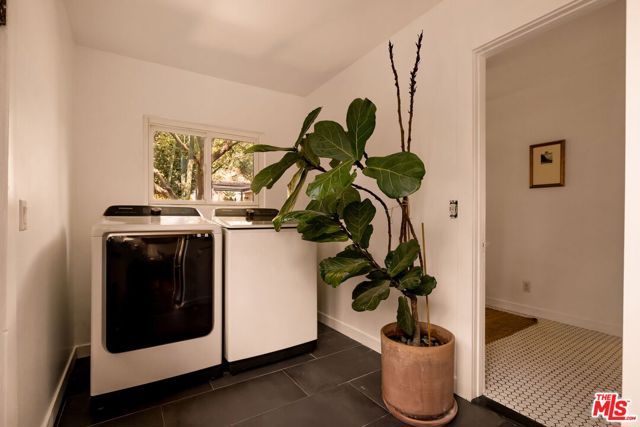 1015 Milwaukee Avenue, Los Angeles, CA 90042