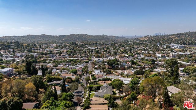 1015 Milwaukee Avenue, Los Angeles, CA 90042