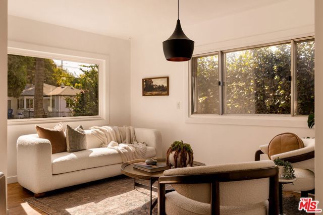 1015 Milwaukee Avenue, Los Angeles, CA 90042