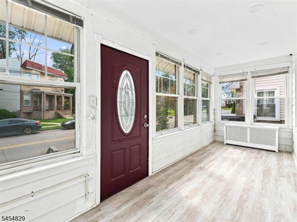 22 Prospect St, Bloomfield Twp., NJ 07003 — photo 2