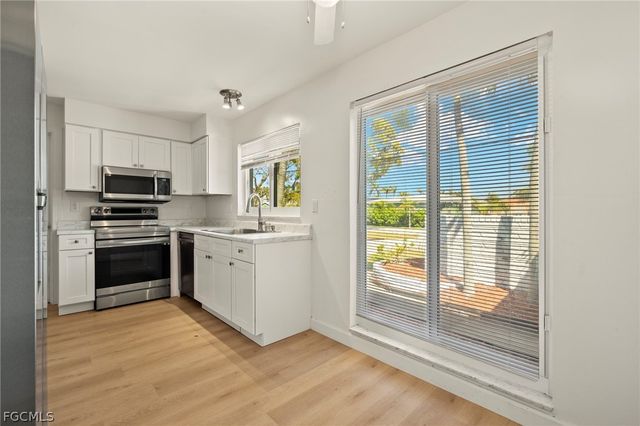 5738 SW 1st CT, Cape Coral, FL 33914