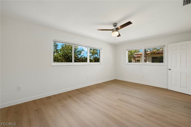 5738 SW 1st CT, Cape Coral, FL 33914