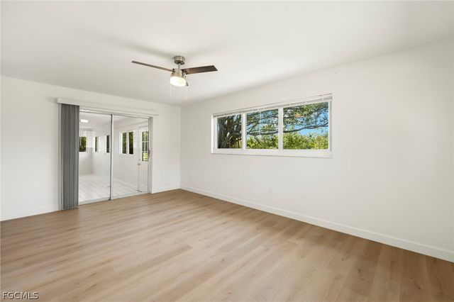 5738 SW 1st CT, Cape Coral, FL 33914