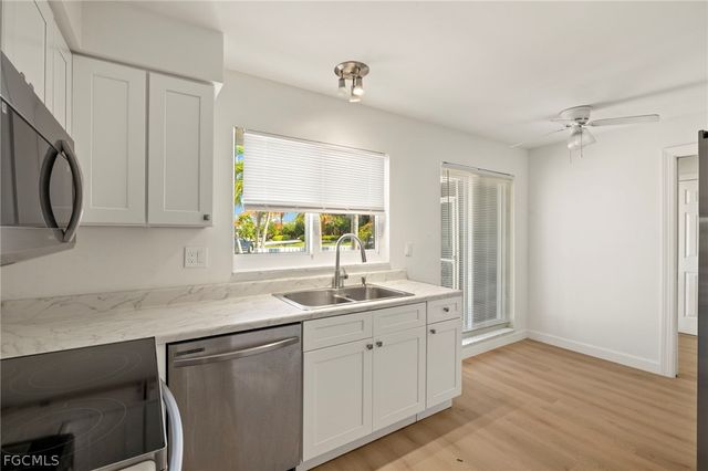 5738 SW 1st CT, Cape Coral, FL 33914