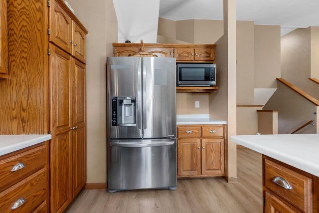 2124 KENSINGTON LANE, Green Bay, WI 54311