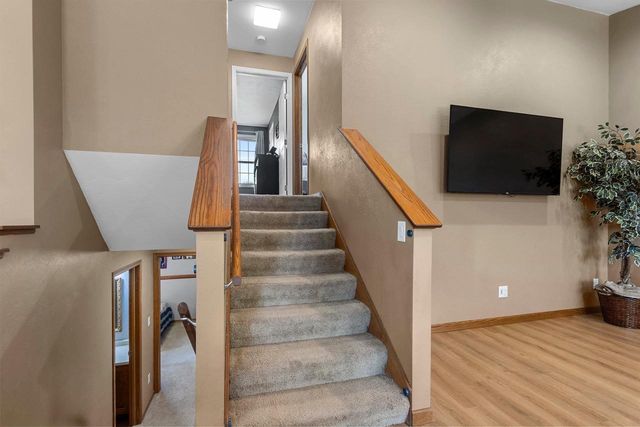 2124 KENSINGTON LANE, Green Bay, WI 54311