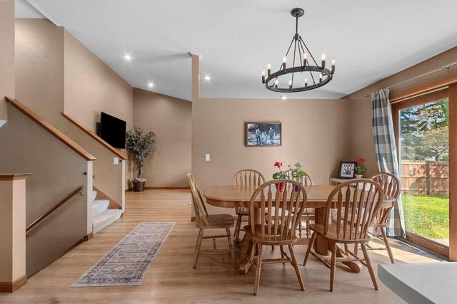 2124 KENSINGTON LANE, Green Bay, WI 54311