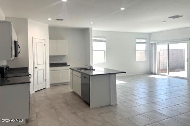 544 N 14TH Drive, Coolidge, AZ 85128