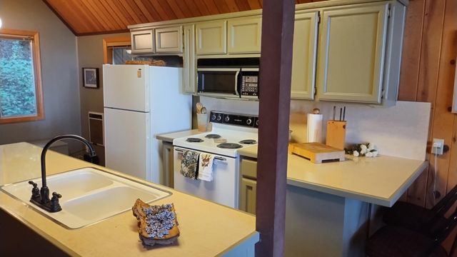 54868 Chinquapin Drive, Sequoia Crest, CA 93265