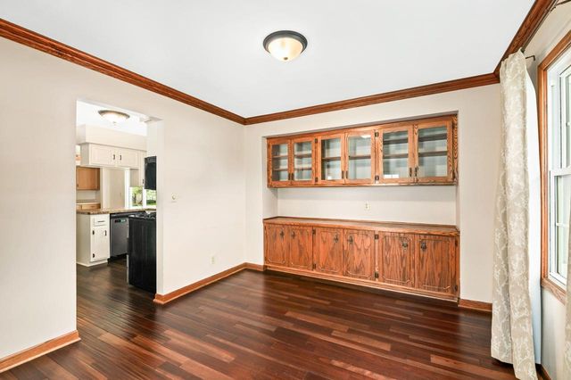 4395 Delphine DRIVE, New Berlin, WI 53151