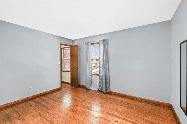 4395 Delphine DRIVE, New Berlin, WI 53151
