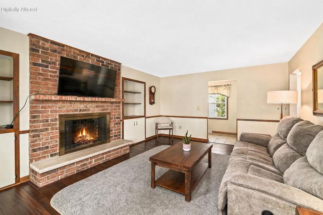 4395 Delphine DRIVE, New Berlin, WI 53151